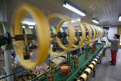 Du Jin Sheng Silk Factory, Hangzhou.